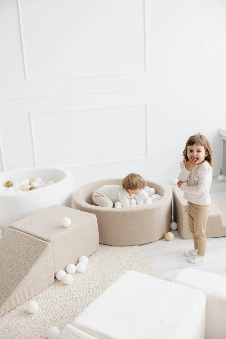 Monio for Kids Beige Boucle Round Ball Pit