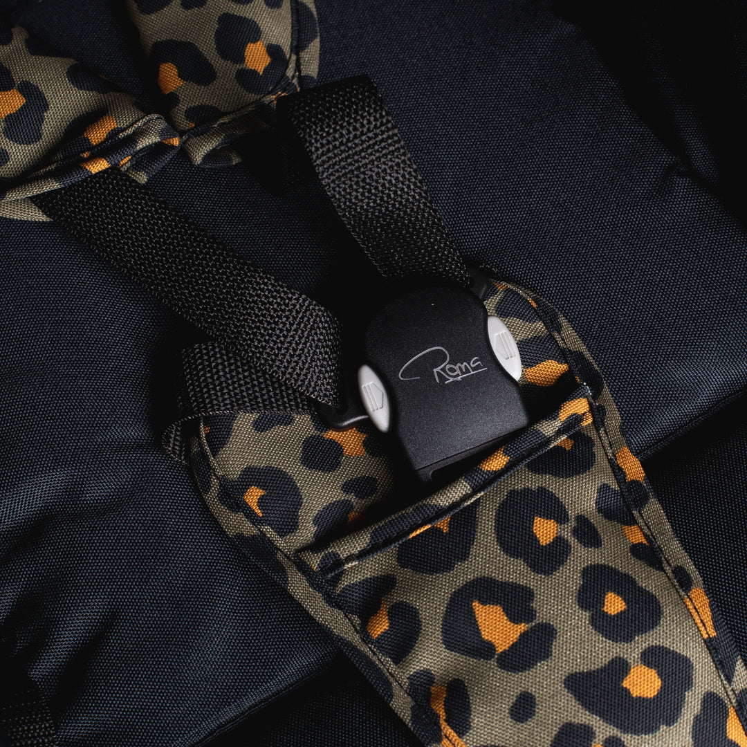 Roma Gemini 2 Colour Pack in Khaki Leopard, harness and shoulder pad detail