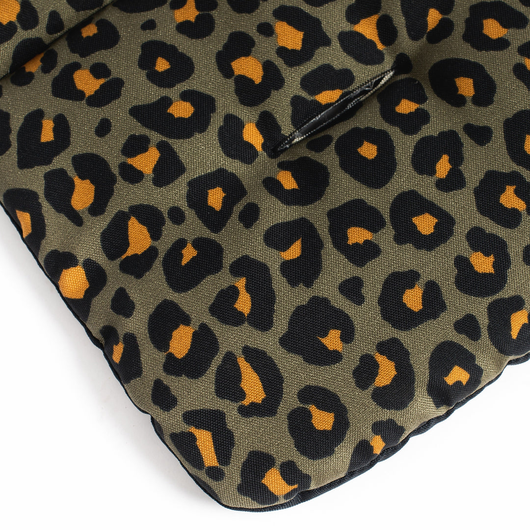 Roma Gemini 2 Colour Pack in Khaki Leopard, reversible liner detail