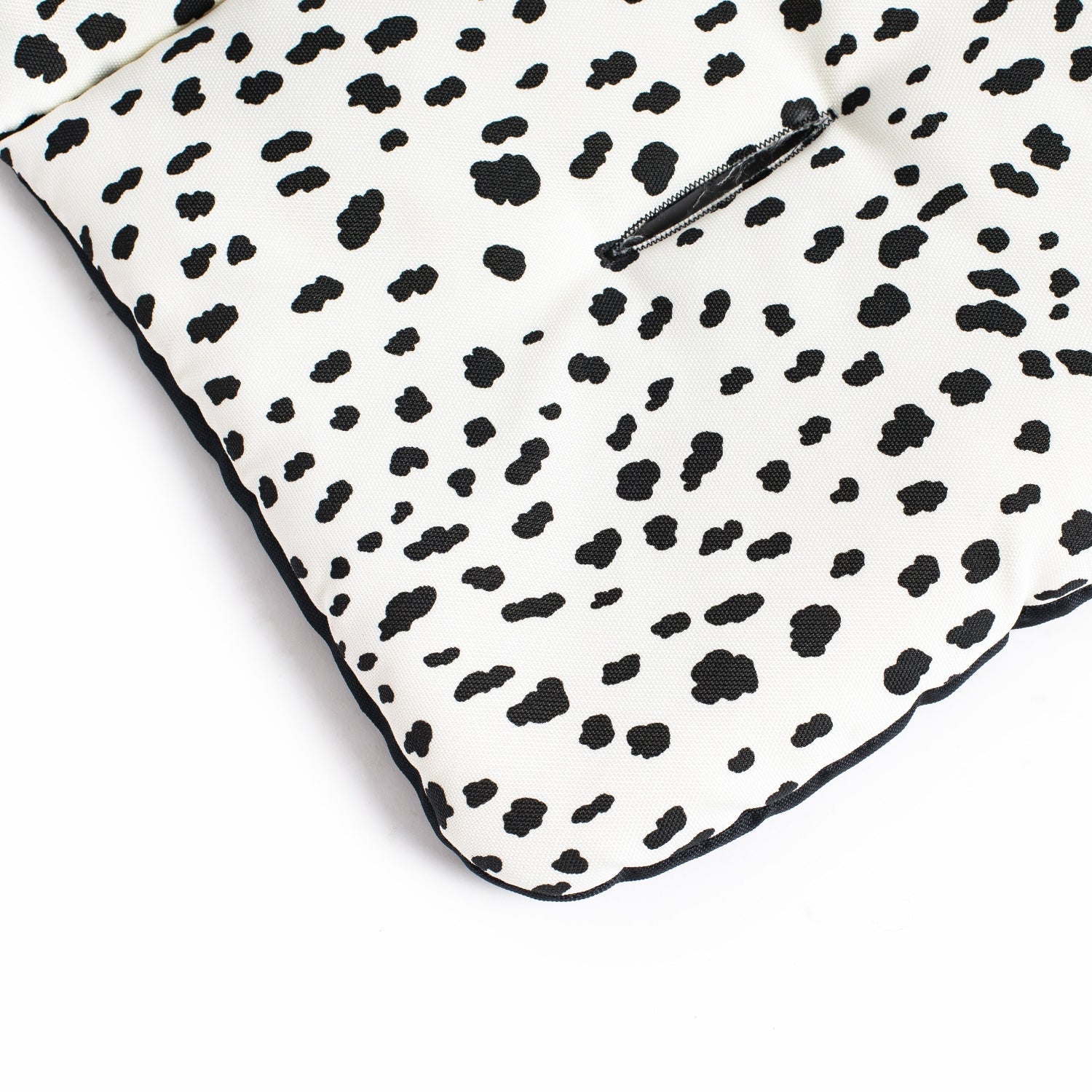 Roma Gemini 2 double pushchair in Dalmatian, seat liner detail